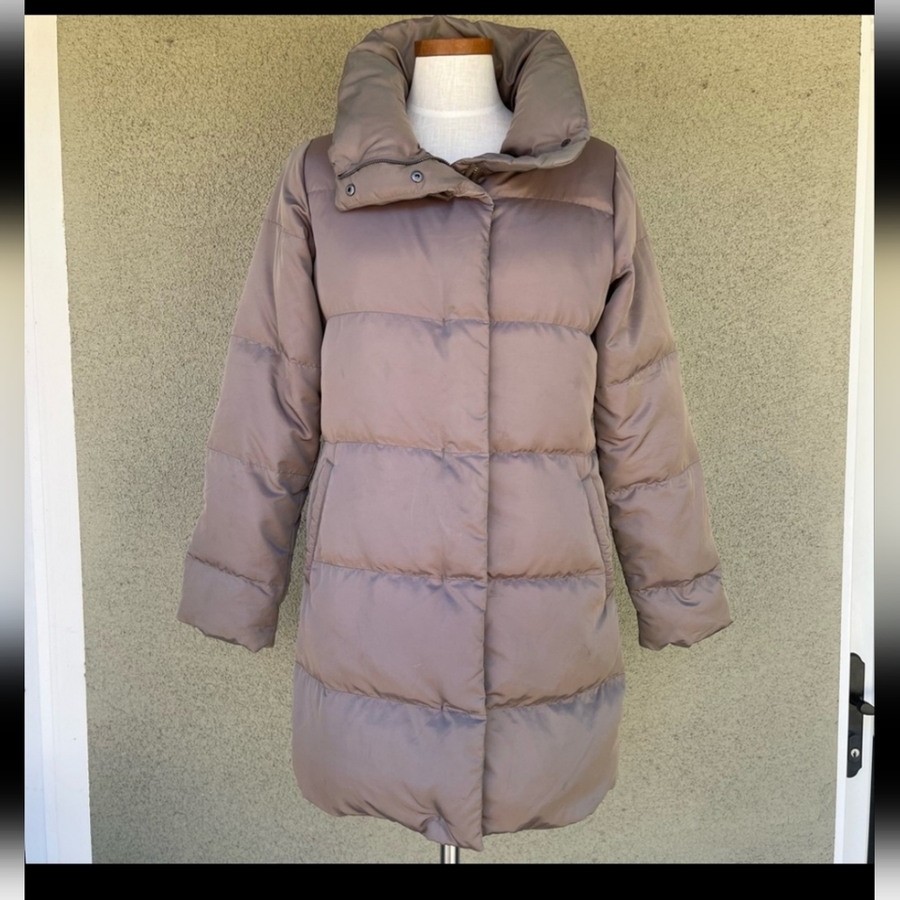 Club Monaco oversized down puffer jacket